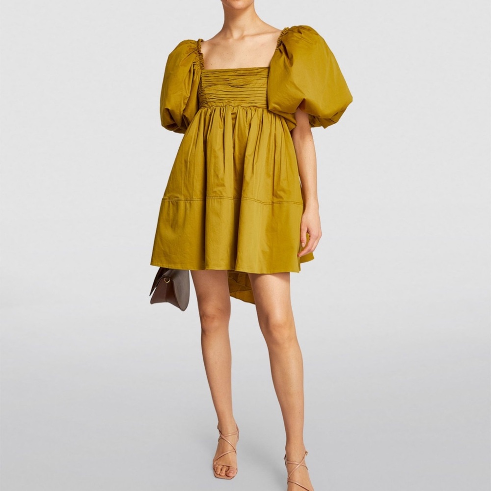 Puff-Sleeved Casablanca Dress